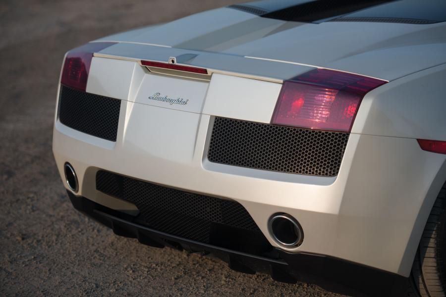 Детали экстерьера Lamborghini Concept S 2005 года  (фото 30 из 46)